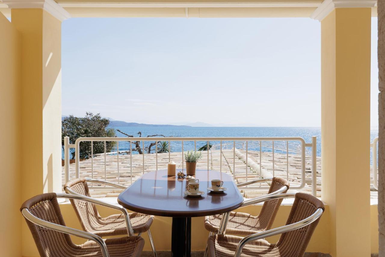 Salt & Sun Apartments By Konnect, At Kaminaki Beach Nisaki  Extérieur photo